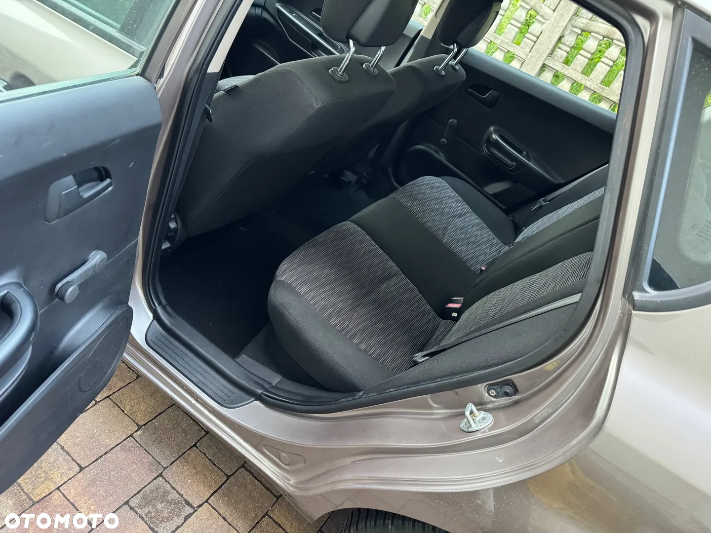 Kia Ceed - 7