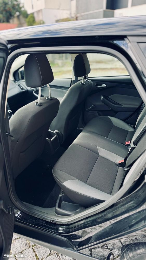 Ford Focus SW 1.0 SCTi Trend - 13