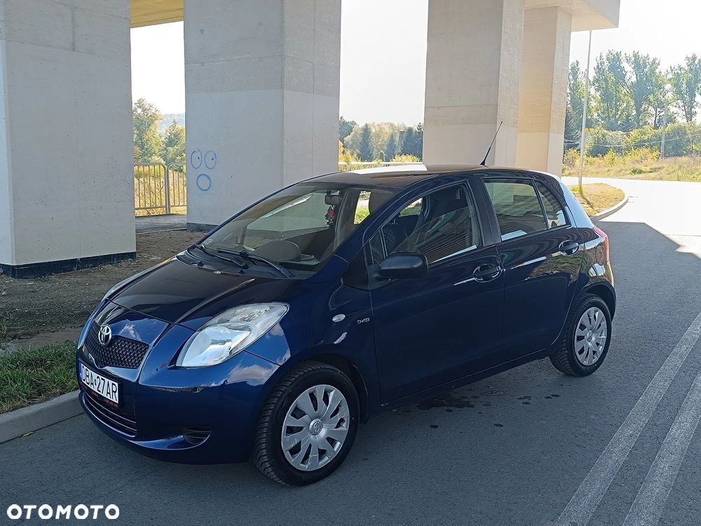 Toyota Yaris - 6