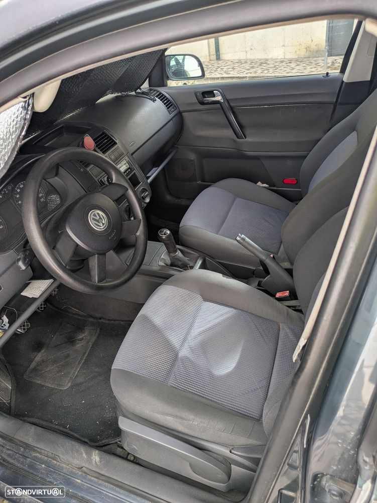 VW Polo 1.2 - 10