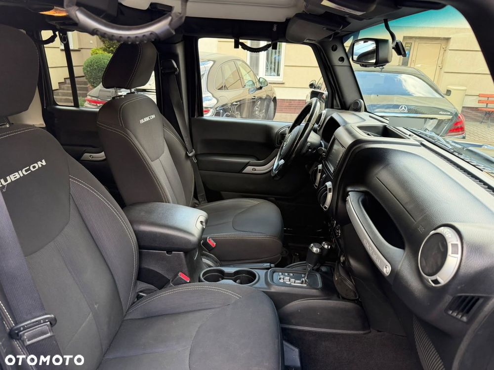 Jeep Wrangler 2.8 CRD Unlim Rubicon - 16