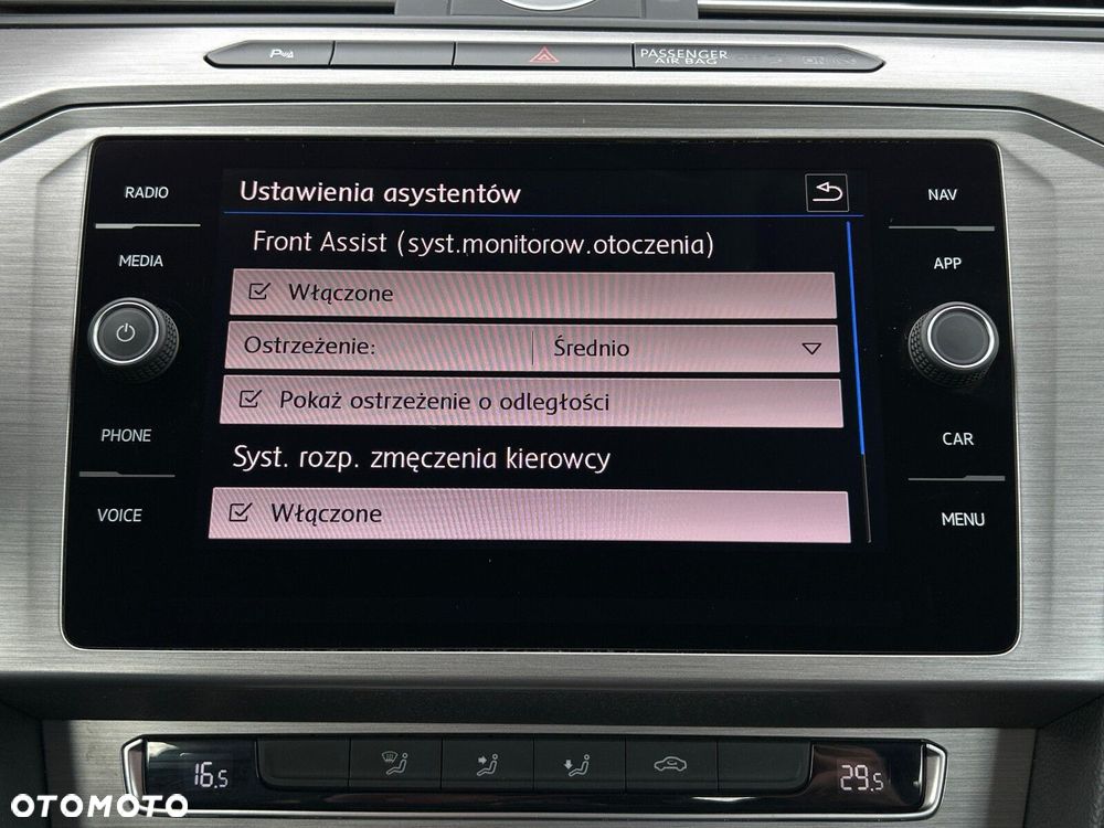 Volkswagen Passat 2.0 TDI SCR Trendline - 30