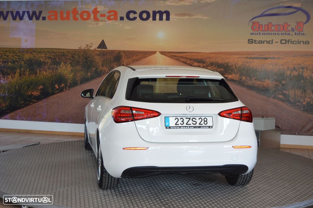 Mercedes-Benz A 180 d Progressive - 4