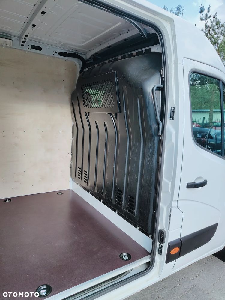 Renault Master - 32