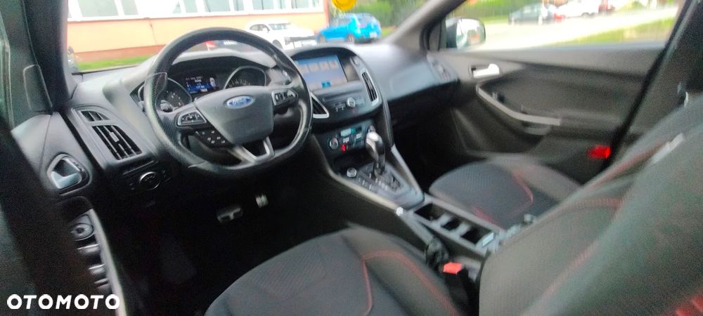 Ford Focus 2.0 TDCi ST-Line Black ASS PowerShift - 39