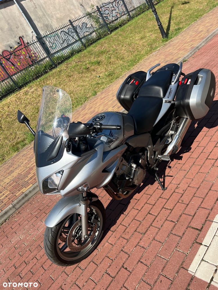 Honda CBF - 1