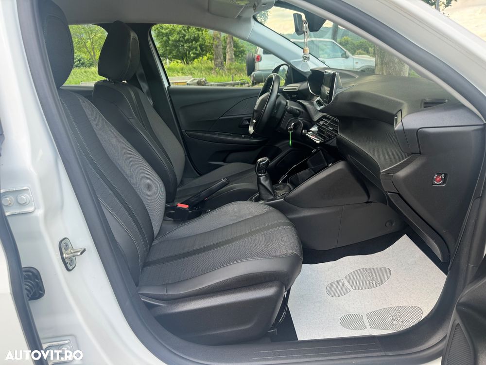 Peugeot 208 PureTech 75 Allure Pack - 9