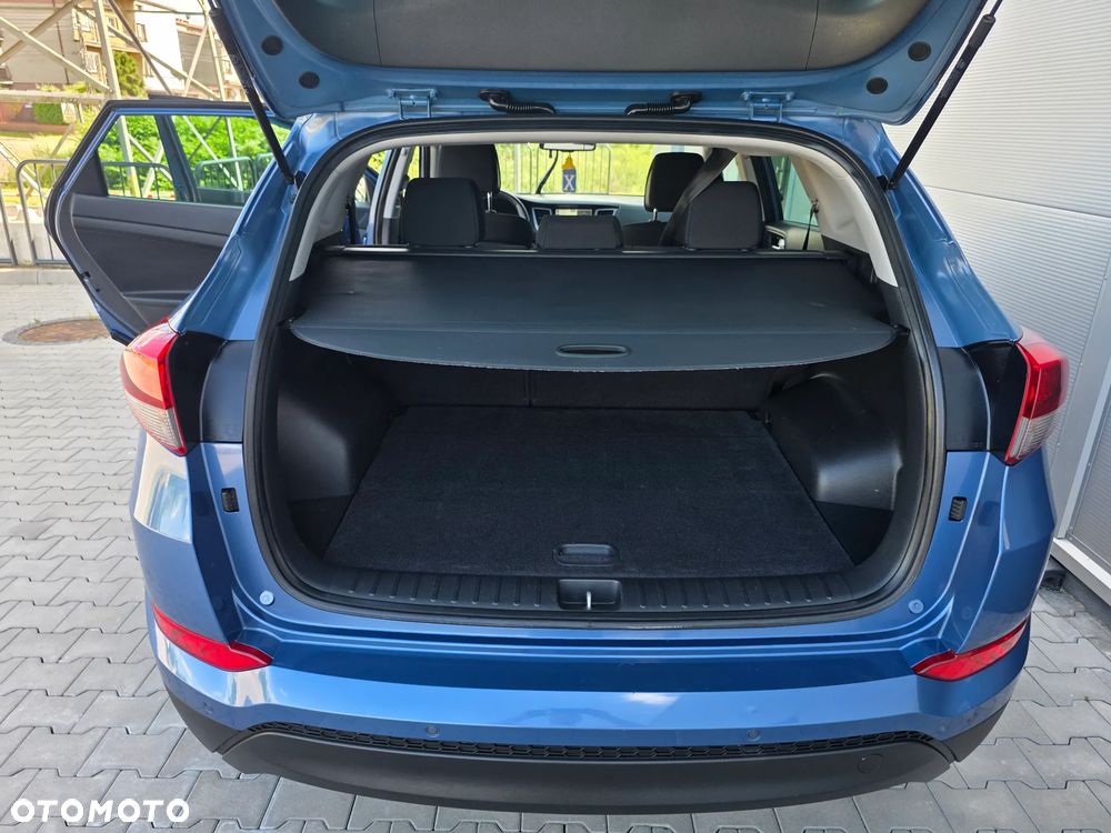 Hyundai Tucson blue 1.6 GDi 2WD Navi - 24