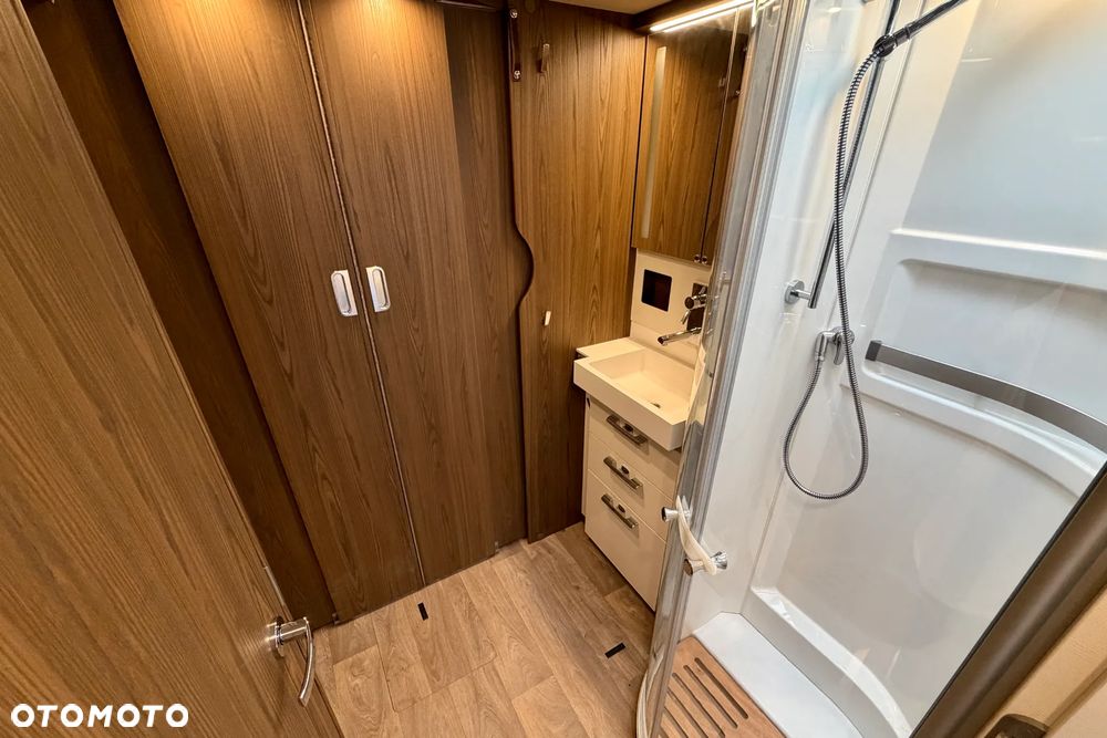 Hymer-Eriba BML 880 - 24
