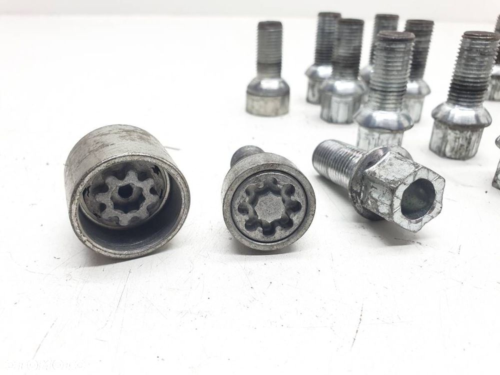 ŚRUBY SZPILKI ZŁODZIEJKI KÓŁ FELG ALUMINIOWYCH SUPERB IV 3P PASSAT B9 - 4