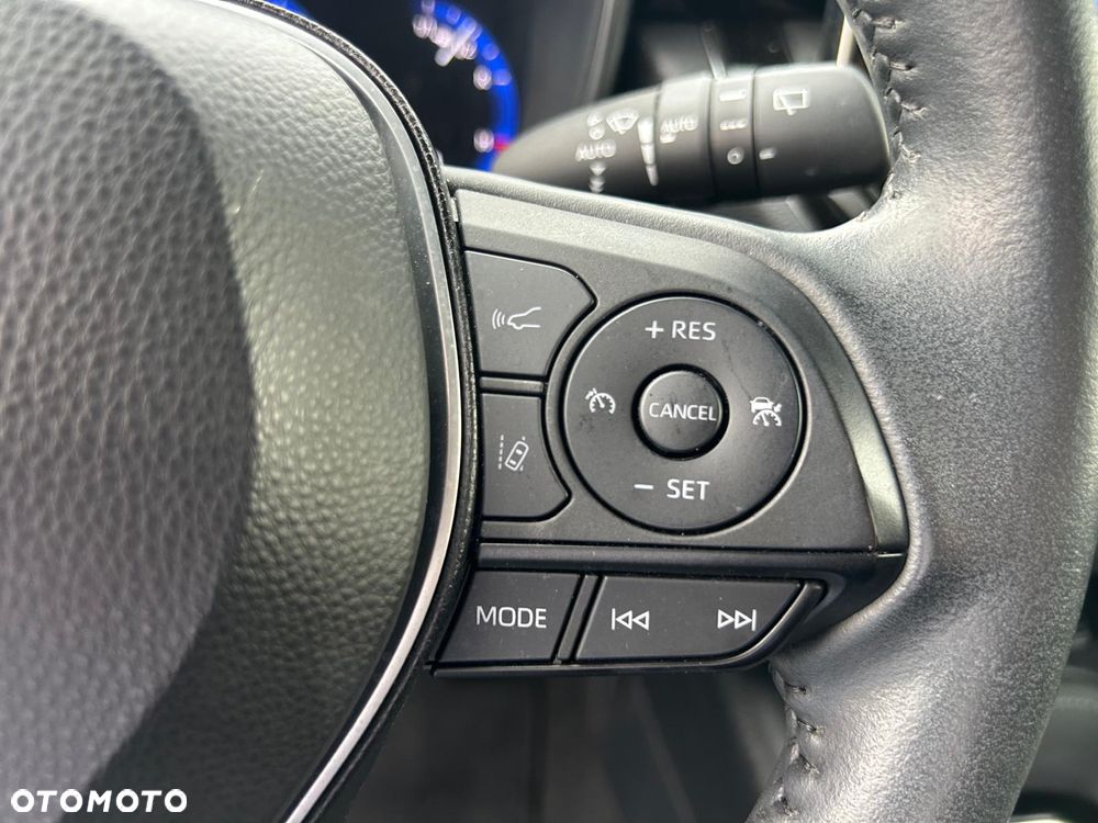 Toyota Corolla 1.8 Hybrid Comfort - 13