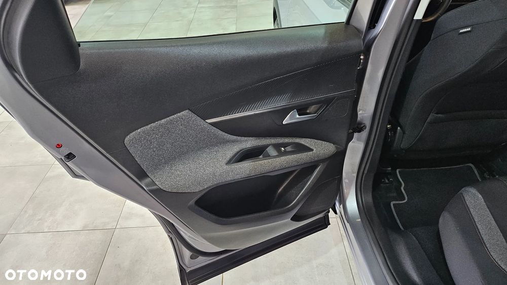 Peugeot 3008 1.2 PureTech Active S&S - 26