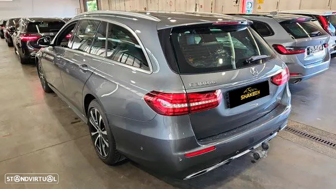 Mercedes-Benz E 300 de AMG Line - 3