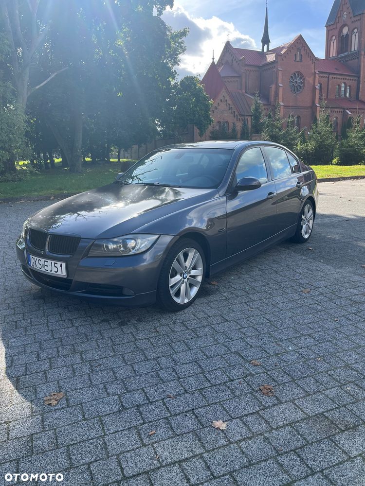 BMW Seria 3 320d DPF - 1