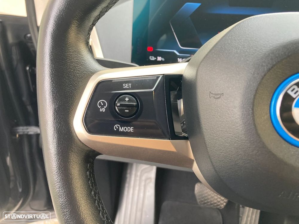 BMW iX — fotografia 20