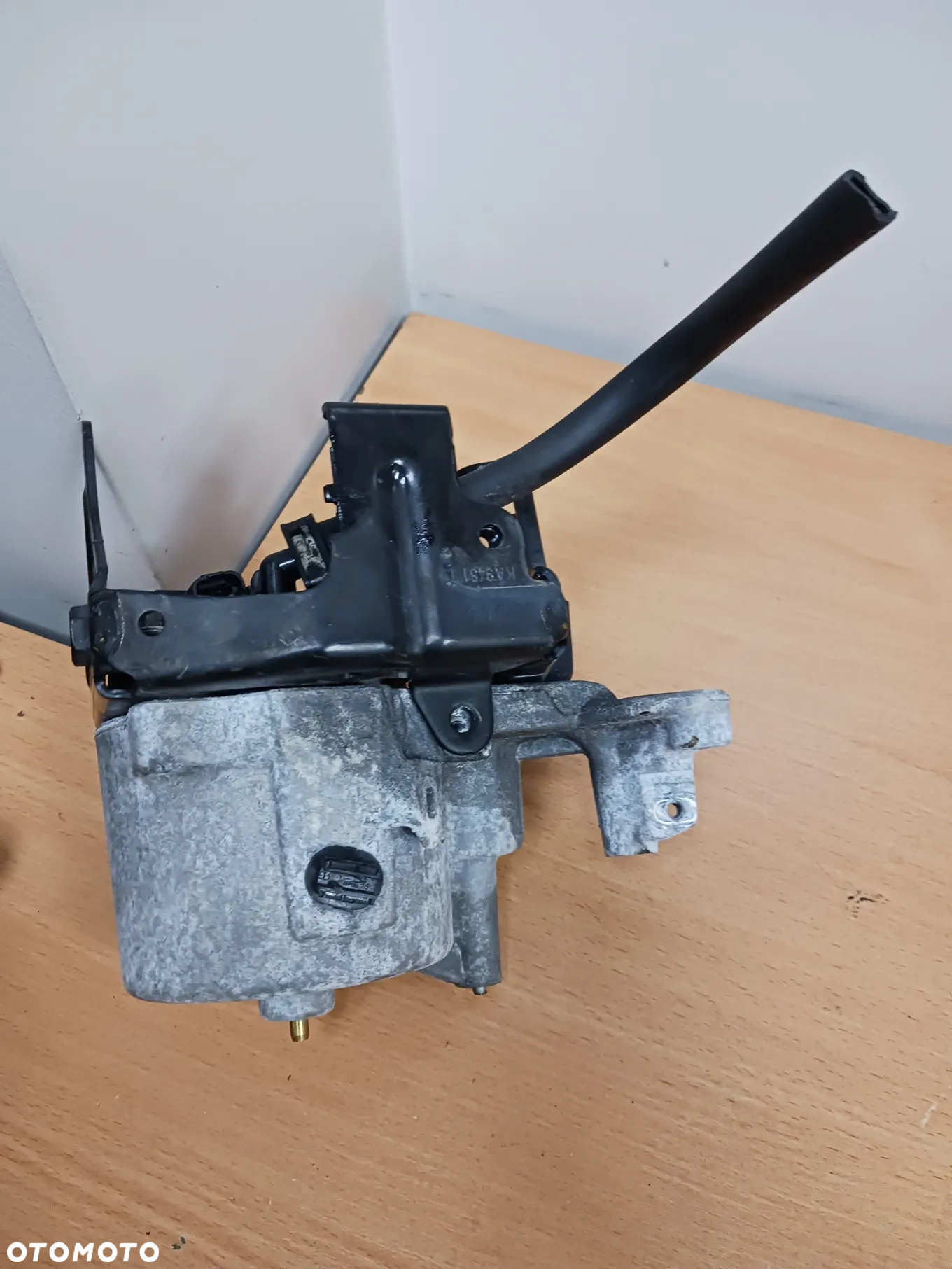 Obudowa filtra paliwa Volvo 1.6 D2 S40 V50 C30 C70 S80 V70 S60 V60 - 3