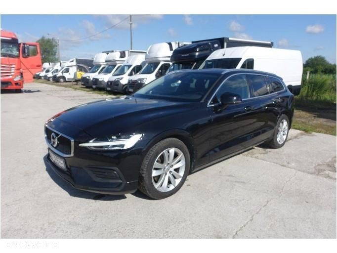 Volvo V60 B4 D Momentum - 3