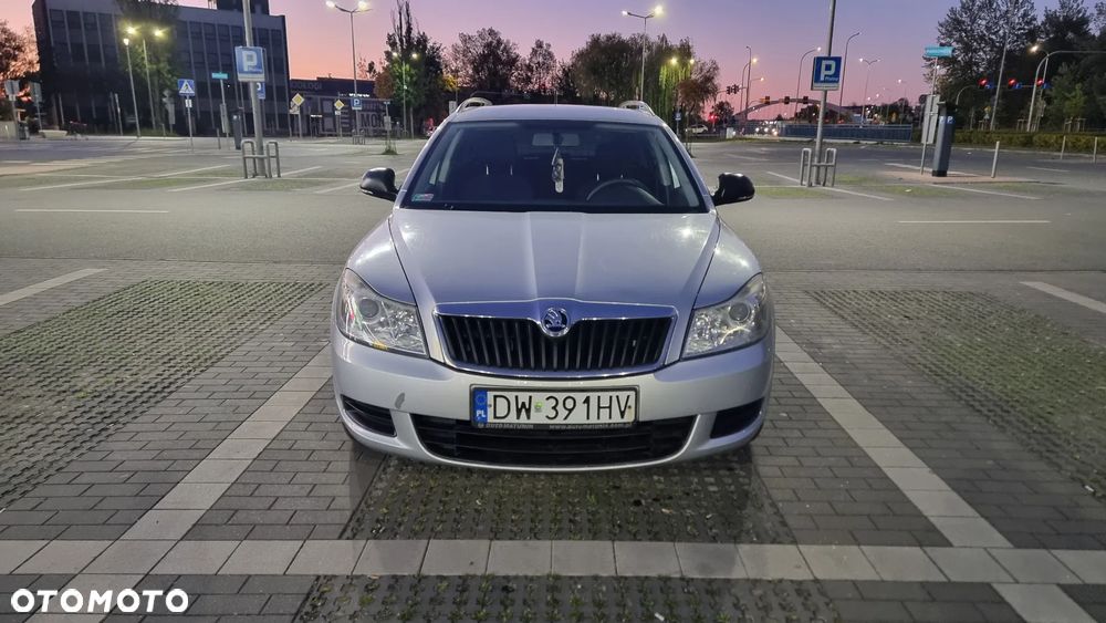 Skoda Octavia 1.6 Mint - 2