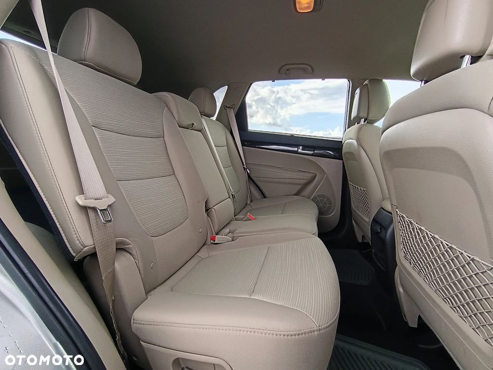 Kia Sorento 2.4 GDI L - 24