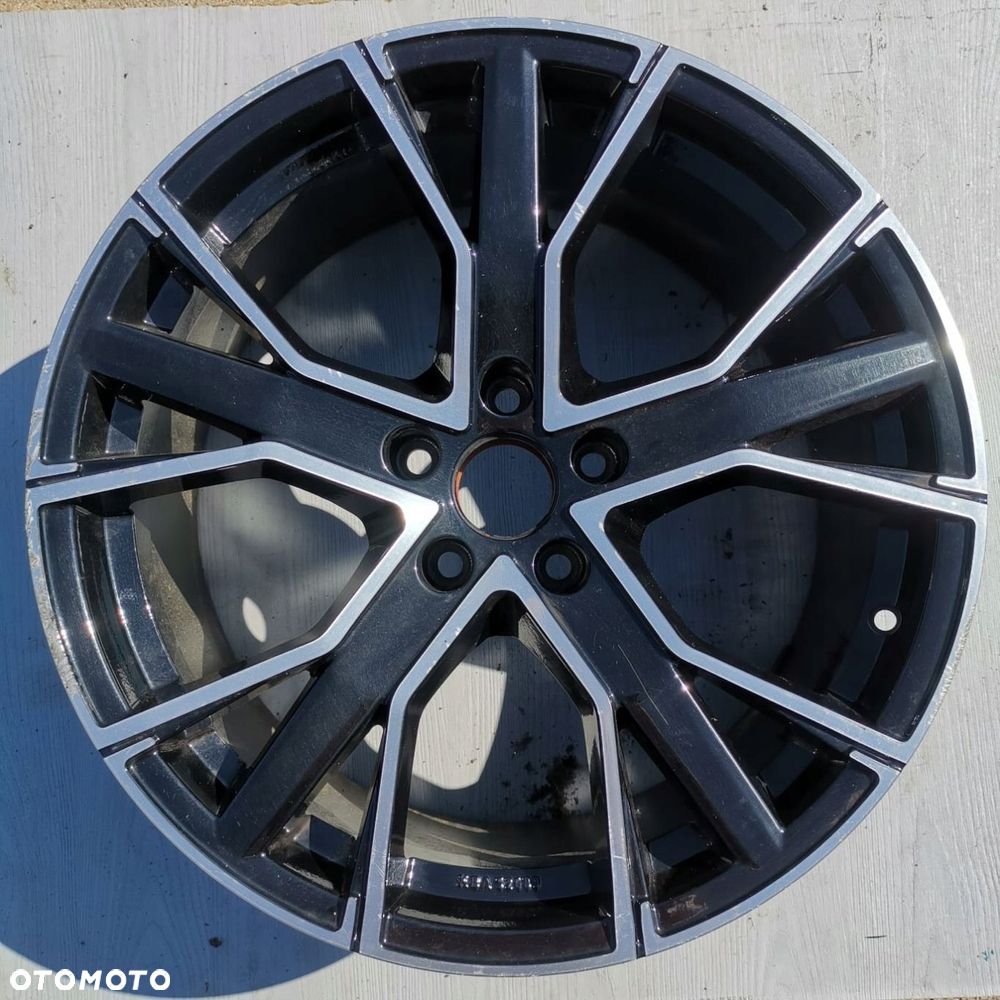 FELGA GMP GUNNER 8,5J 19 ET45 5x112 KBA52689 - 1