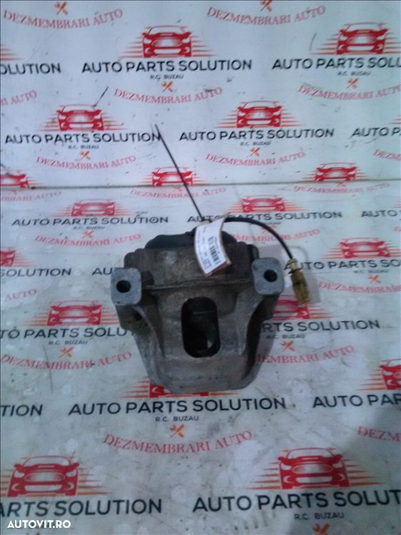 tampon motor dreapta 2.0d audi q5 an fabr. 2010 - 1