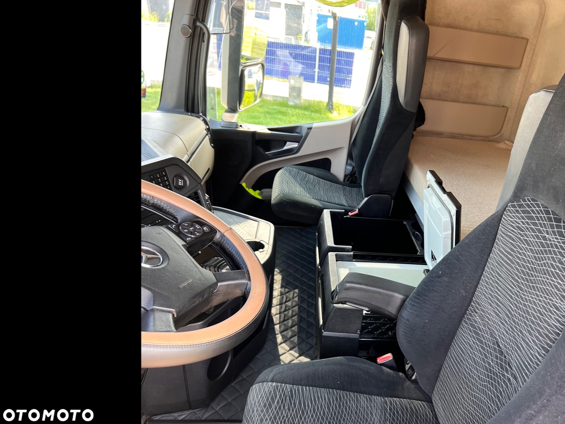 Mercedes-Benz ACTROS 1845 RETARDER - 14