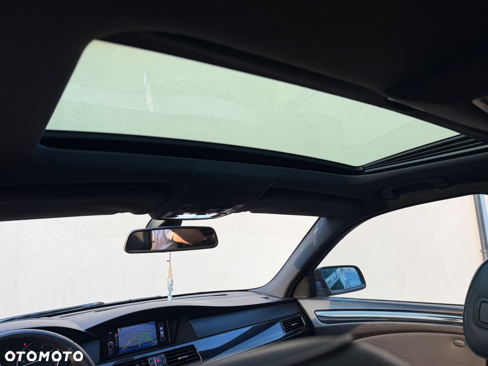 BMW Seria 5 525d Edition Lifestyle - 16