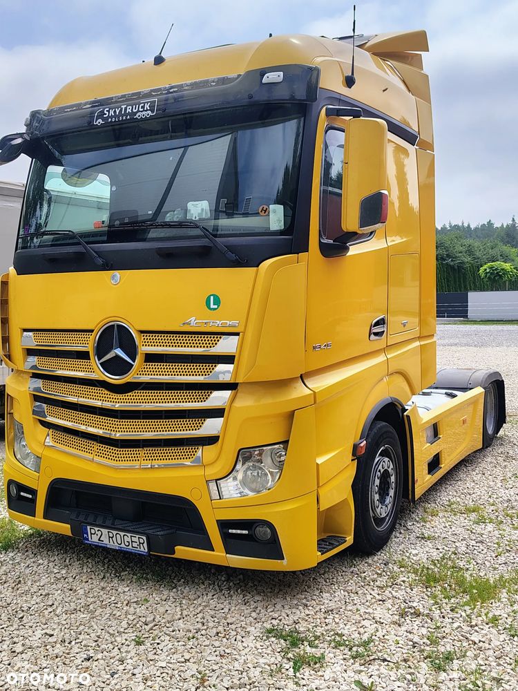 Mercedes-Benz Actros MP4 - 1