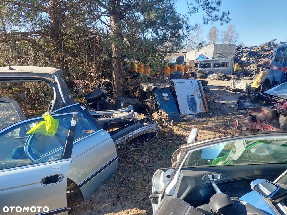 DRZWI KOMPLETNE LEWY PRZÓD BMW E39 520i 334/6 - 2