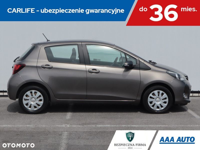 Toyota Yaris - 8