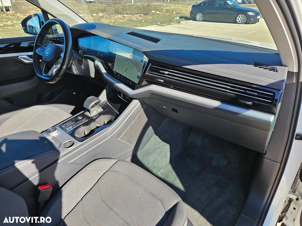 Volkswagen Touareg V6 TDI Style - 16