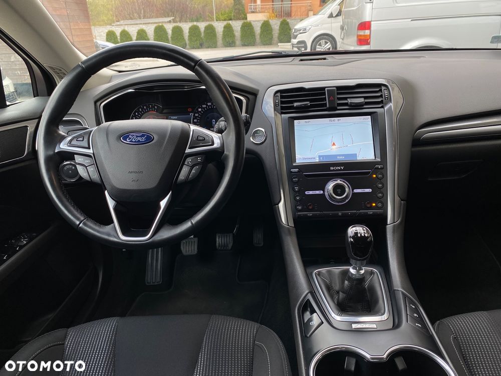 Ford Mondeo 1.5 EcoBoost Titanium - 38