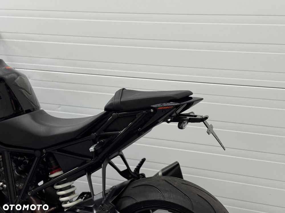 KTM Super Duke - 18
