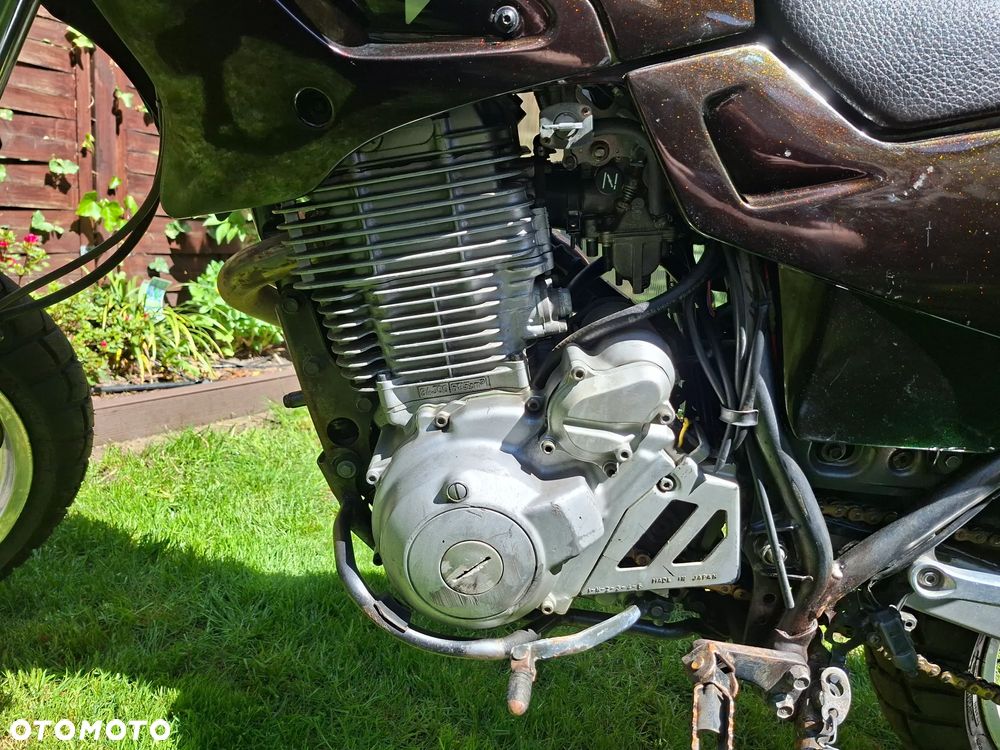 Yamaha XT - 7