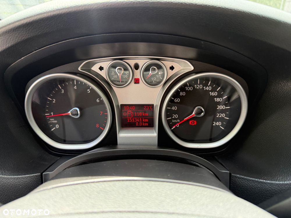 Ford Focus 1.6 Ti-VCT Titanium - 21