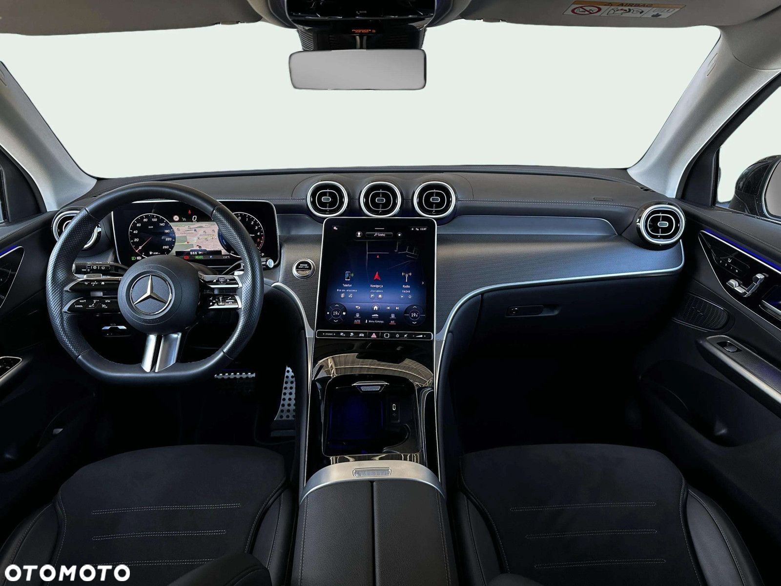 Mercedes-Benz GLC - 9