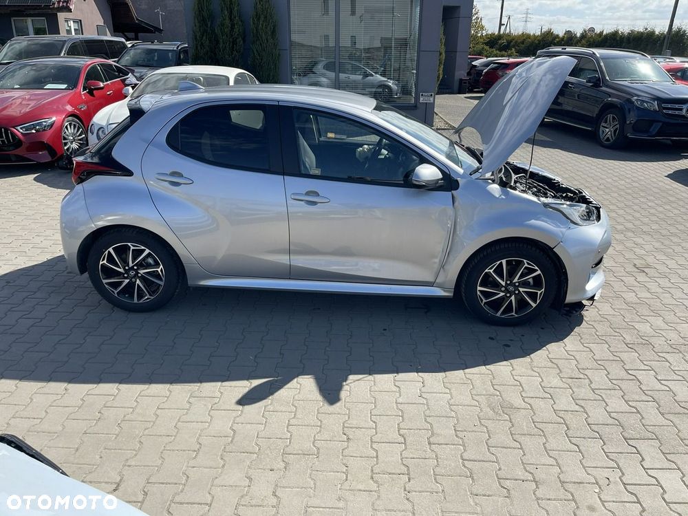 Toyota Yaris - 2