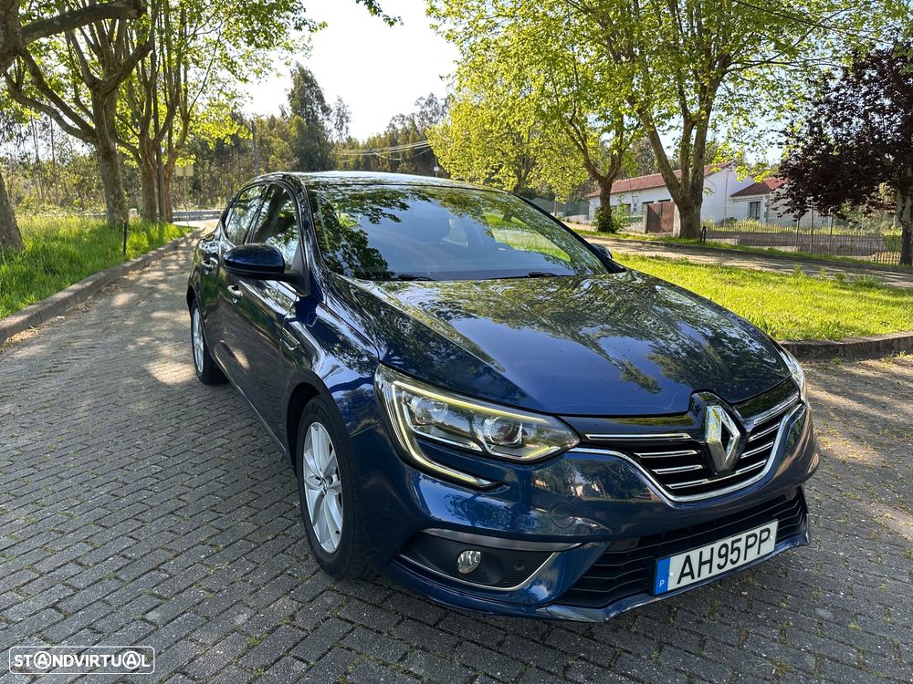 Renault Mégane 1.5 dCi Intens - 2
