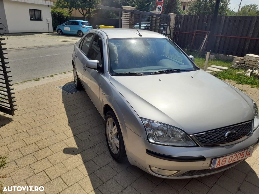 Ford Mondeo 2.0 TDCI Ghia - 4