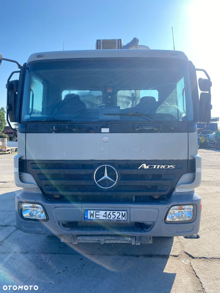 Mercedes-Benz 3236 WAITZINGER 37 Z4 THP140H LIEBHERR - 13
