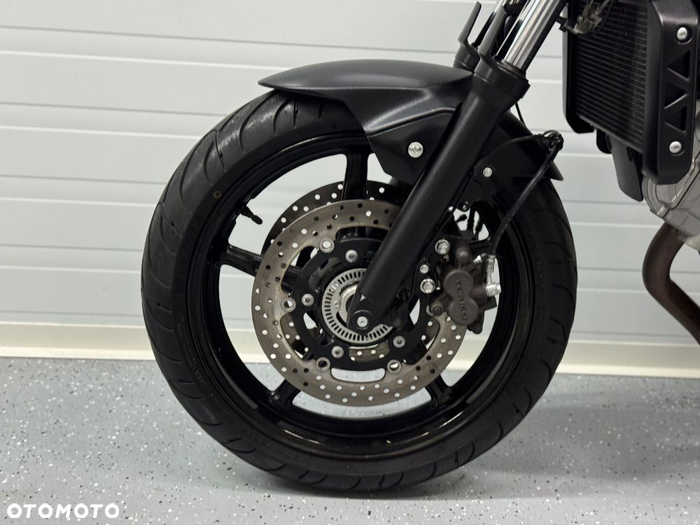 Suzuki SV - 19