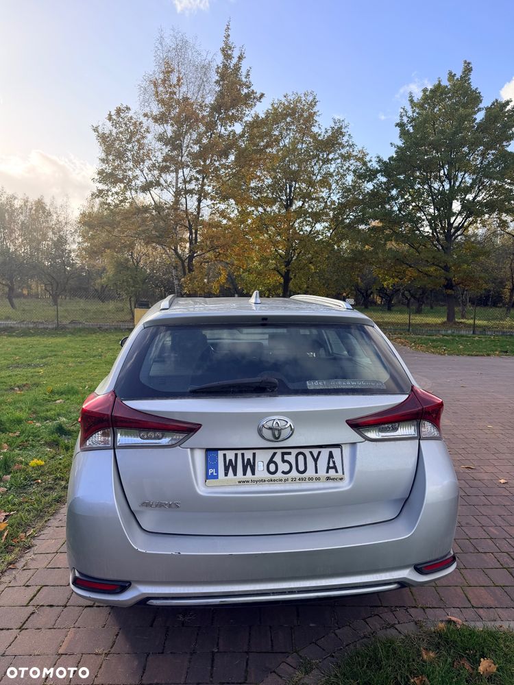 Toyota Auris - 12