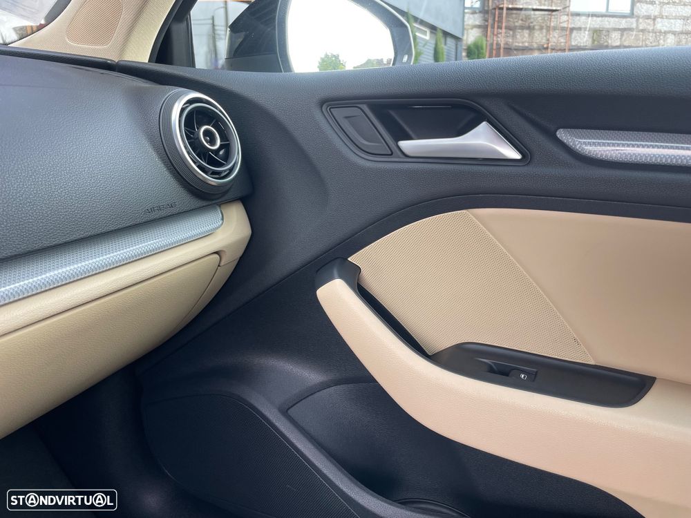 Audi A3 Sportback - 14