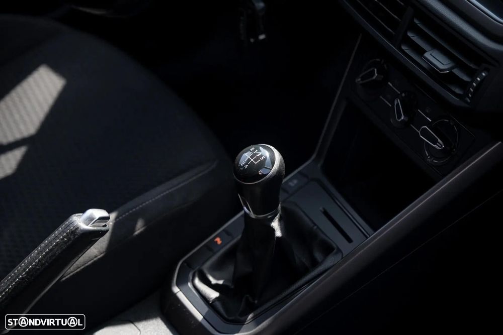 VW Polo 1.6 TDI Confortline - 26