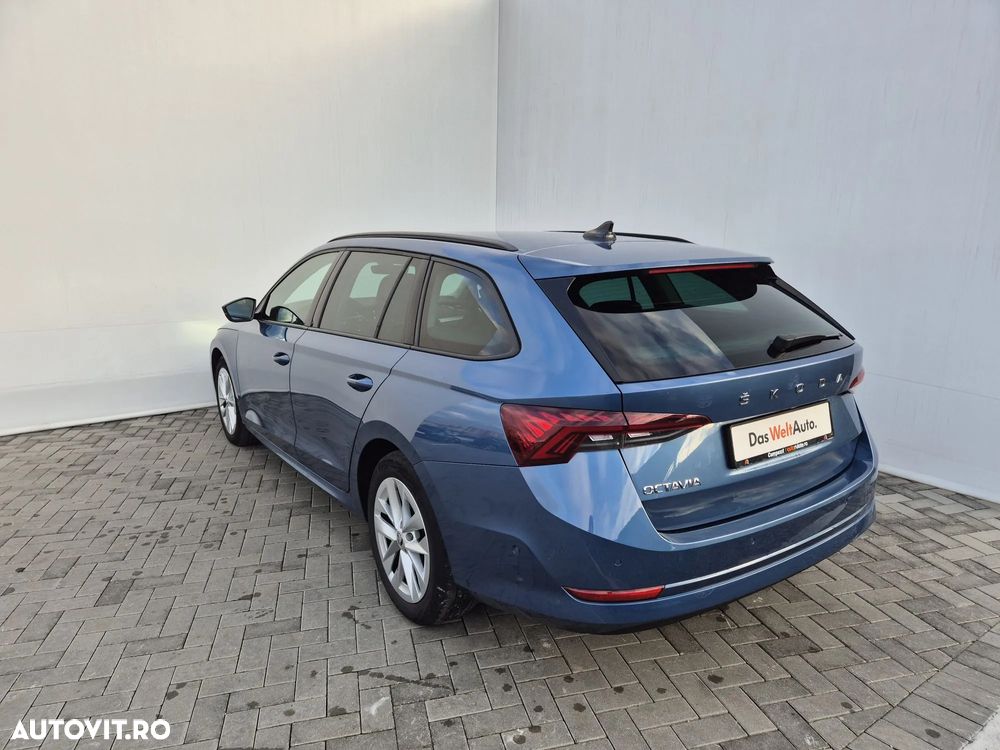 Skoda Octavia Combi 2.0 TDI DSG Style - 3