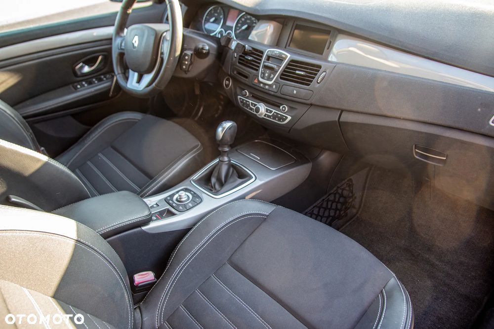 Renault Laguna 1.5 dCi Authentique - 9