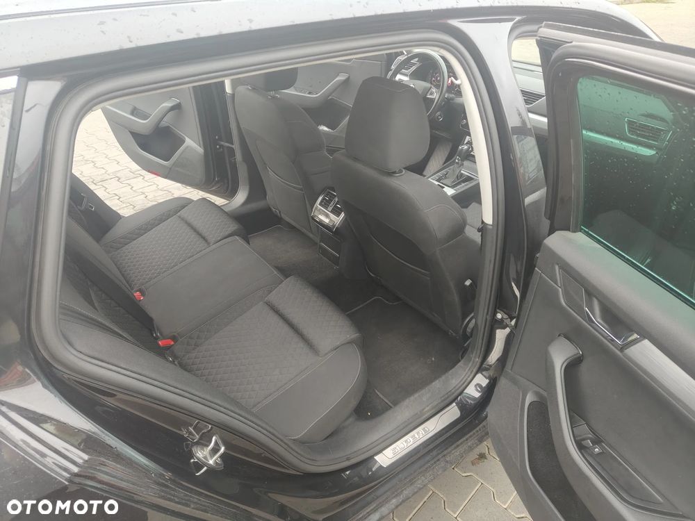 Skoda Superb 2.0 TDI SCR Style DSG - 7