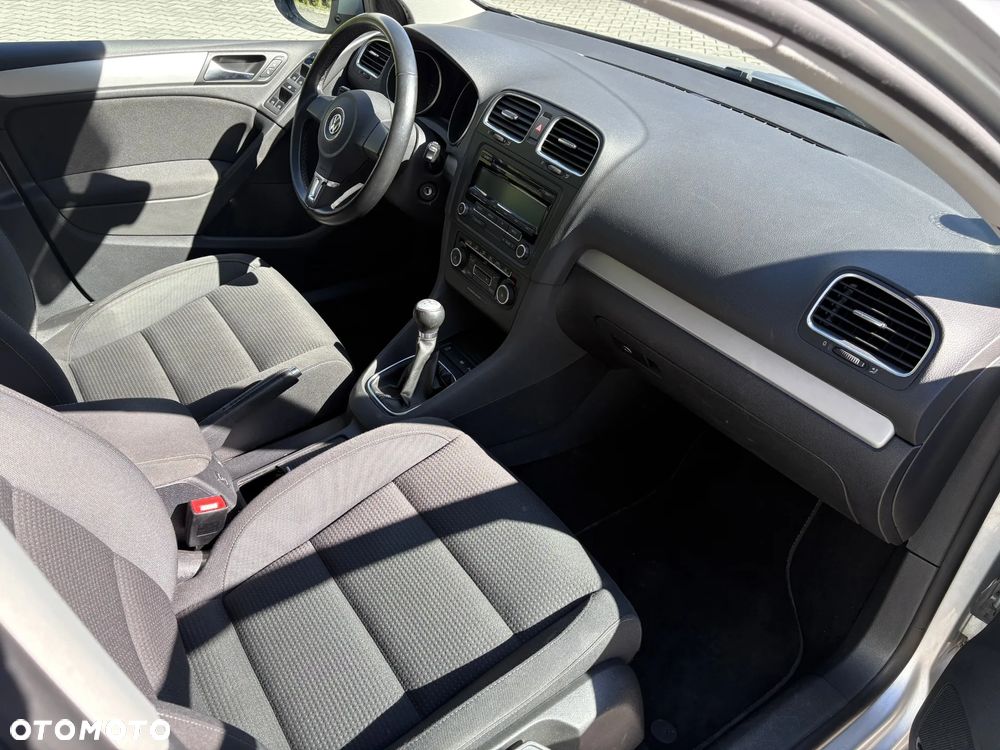 Volkswagen Golf 1.6 TDI DPF BlueMotion Technology Team - 9