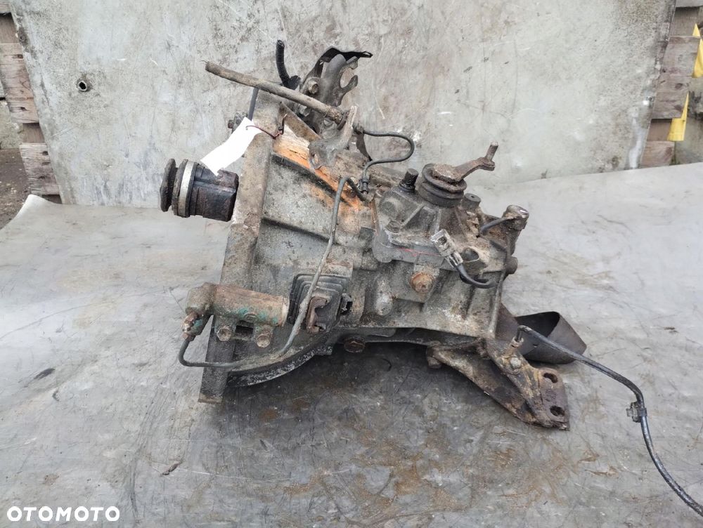 Toyota Yaris I 1.0 B Skrzynia Biegów - 3