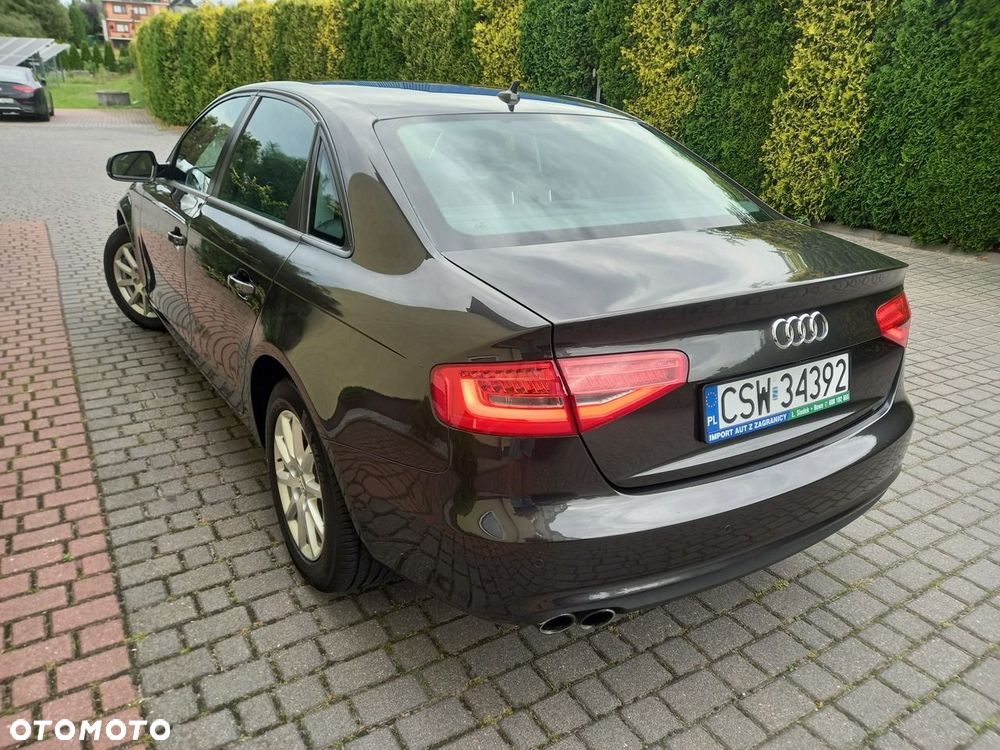 Audi A4 Limousine 2.0 TDI 112g DPF Ambition - 8
